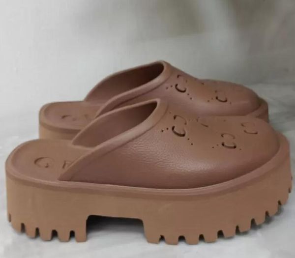 perforated designer sandals luxury platform slide hollow pattern slippers transparent materials sandal rubber flats slipper sizes 35-42, Black
perforated designer sandals luxury platform slide hollow pattern slippers transparent materials sandal rubber flats slipper sizes 35-42, Black