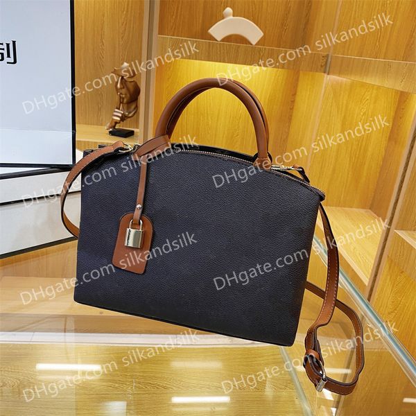 designer large tote bags luxury grand palais handbag with lock crossbody bag shoulder bags pu leather montaignee bb brand womens purse
designer large tote bags luxury grand palais handbag with lock crossbody bag shoulder bags pu leather montaignee bb brand womens purse