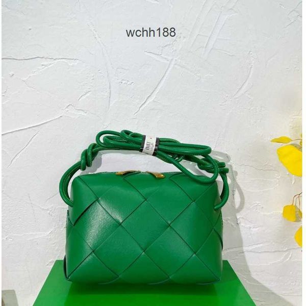 one bag evening bags designer 2023 crossbody bottegas venetass woven basket cloud shoulder pouch cassettes leather versatile green ncow
one bag evening bags designer 2023 crossbody bottegas venetass woven basket cloud shoulder pouch cassettes leather versatile green ncow
