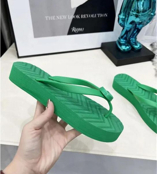 qw fashion slippers thong sandal black rubber flip flops triple black white green blue red flat designer slides sandales sliders indoor outd
qw fashion slippers thong sandal black rubber flip flops triple black white green blue red flat designer slides sandales sliders indoor outd