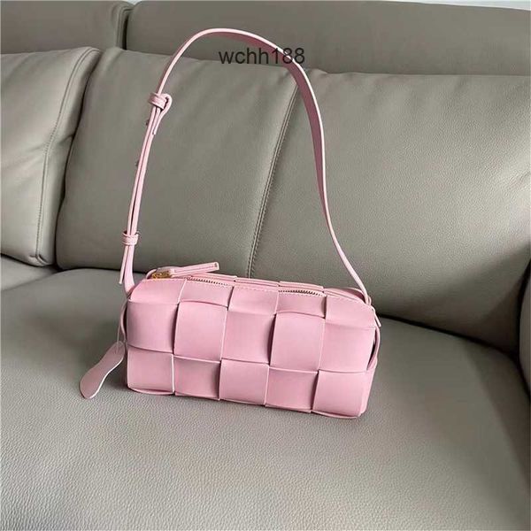 bag bottegas evening bags 2023 designer brick cassette girl cowhide woven spring summer leather high versatile shoulder underarm handbag
bag bottegas evening bags 2023 designer brick cassette girl cowhide woven spring summer leather high versatile shoulder underarm handbag