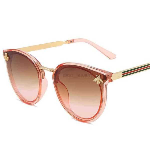 2023 luxury women sunglasses oakeies oval metal frame little bee men sunglasses uv400 classic retro brand sport glasses oculos de sol 1 3ub1, White;black
2023 luxury women sunglasses oakeies oval metal frame little bee men sunglasses uv400 classic retro brand sport glasses oculos de sol 1 3ub1, White;black