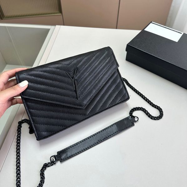 luxury fashion designer ladies bag ladies crossbody bag shoulder bag handbag wallet messenger bag original box genuine leather messenger cha
luxury fashion designer ladies bag ladies crossbody bag shoulder bag handbag wallet messenger bag original box genuine leather messenger cha