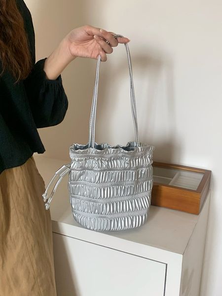 evening bags silver pleated drawstring shoulder bag for women's designers soft pu leather small handbag for women's casual wallet
evening bags silver pleated drawstring shoulder bag for women's designers soft pu leather small handbag for women's casual wallet