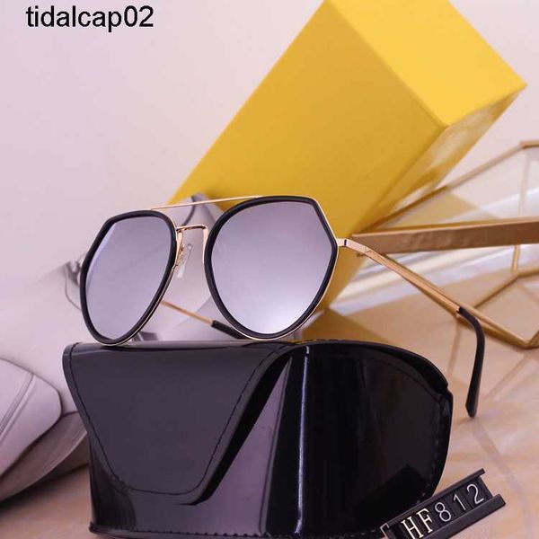 overseas 2021 new f sunglasses men's and women's online red street shooting sunglasses polarizing glasses p1812, White;black
overseas 2021 new f sunglasses men's and women's online red street shooting sunglasses polarizing glasses p1812, White;black