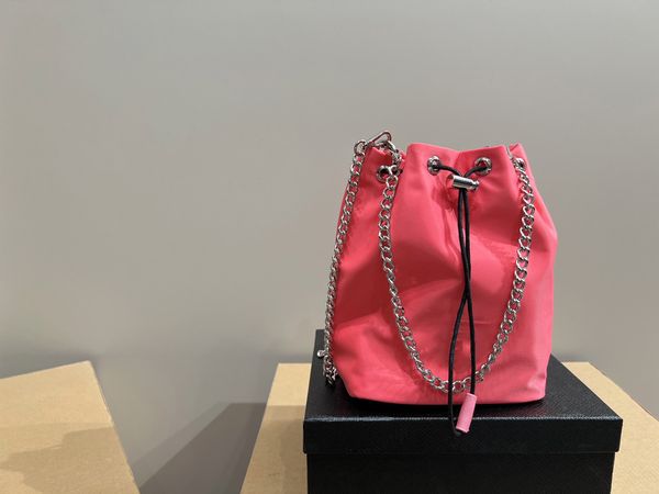 designer bag women's shoulder tote tote bag chain bag leather handbag shell purse cosmetic crossbody bag
designer bag women's shoulder tote tote bag chain bag leather handbag shell purse cosmetic crossbody bag