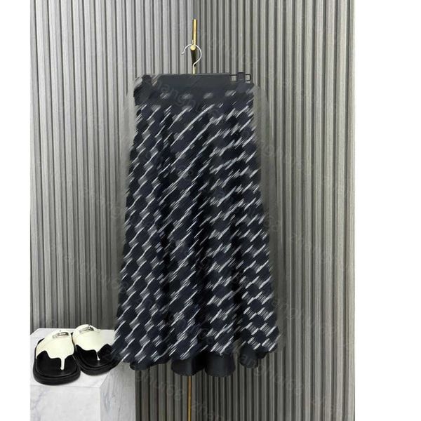 23ss womens designer clothing designer skirts solid color letter jacquard long half skirt women clothes a1, Black
23ss womens designer clothing designer skirts solid color letter jacquard long half skirt women clothes a1, Black