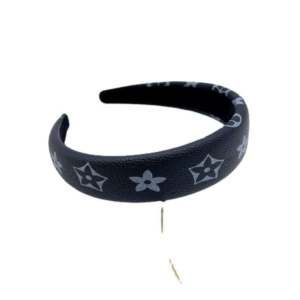 designer headband women girl hair bands retro headwraps gifts wide thin seven-color classic joker
designer headband women girl hair bands retro headwraps gifts wide thin seven-color classic joker