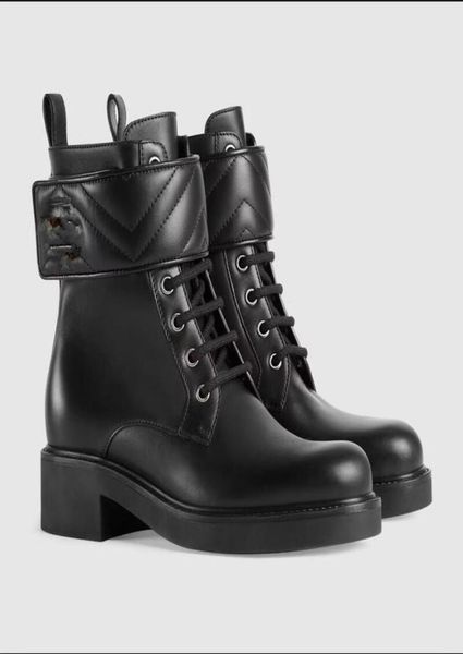 2021 fashion women boots low short thicksocks sheepskin padded feet the exclusively customized fabric is very breathable and will3145811, Black
2021 fashion women boots low short thicksocks sheepskin padded feet the exclusively customized fabric is very breathable and will3145811, Black