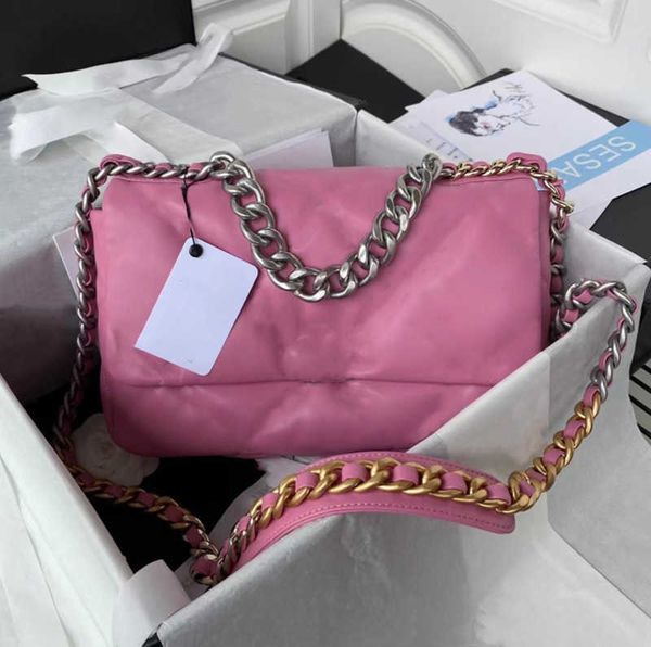7a new autumn and winter women's bag designer bag genuine leather clutch cross body 19 bags chain of luxury pillow tofu silver chain so
7a new autumn and winter women's bag designer bag genuine leather clutch cross body 19 bags chain of luxury pillow tofu silver chain so