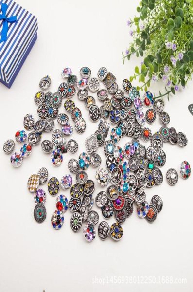 50pcslot metal vintage 18mm snap button for snap jewelry rhinestone buttons fit snap bracelet necklaces whole fashion mixed s8120541
50pcslot metal vintage 18mm snap button for snap jewelry rhinestone buttons fit snap bracelet necklaces whole fashion mixed s8120541