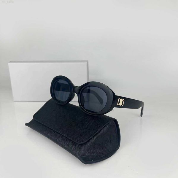 designer luxury sunglasses men's sunglasses women's sunglasses classic sunglasses uv 400 beach sunglasses with box a variety of st, White;black
designer luxury sunglasses men's sunglasses women's sunglasses classic sunglasses uv 400 beach sunglasses with box a variety of st, White;black