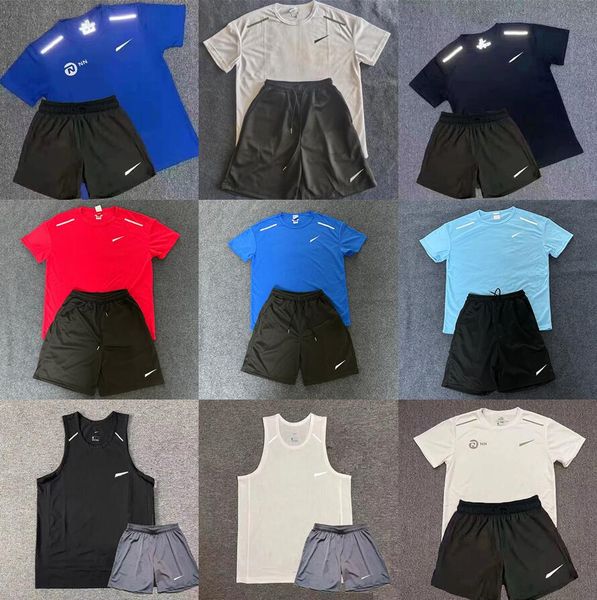 mens tracksuits tech sweat suit designer tracksuit shirts shorts two-piece womens fitness suit n print quick drying and breathable sportswea, Gray
mens tracksuits tech sweat suit designer tracksuit shirts shorts two-piece womens fitness suit n print quick drying and breathable sportswea, Gray