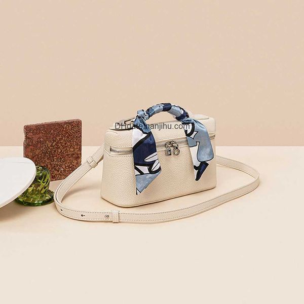 designer luxury evening handbags bag loropiana new niche lp leather temperament white small square bag with single shoulder crossbody square
designer luxury evening handbags bag loropiana new niche lp leather temperament white small square bag with single shoulder crossbody square