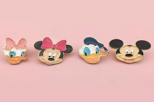 cute anime movies games hard enamel pins collect metal cartoon brooch backpack hat bag collar lapel badges women fashion jewelry d6687789, Blue
cute anime movies games hard enamel pins collect metal cartoon brooch backpack hat bag collar lapel badges women fashion jewelry d6687789, Blue