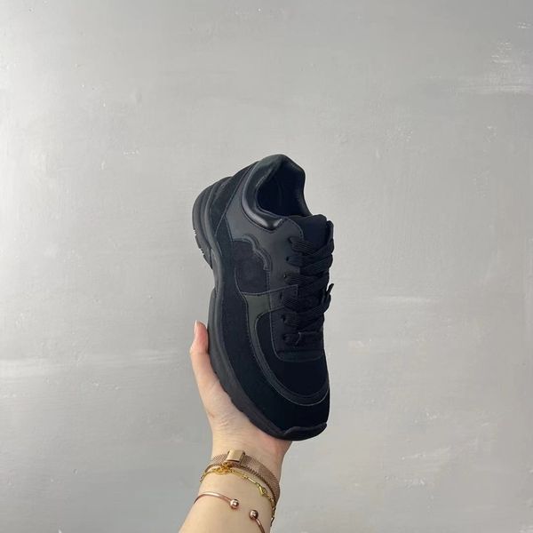 designer women's sports shoes 2023 spring and autumn new ins gold classic colored mesh red running casual shoes increase comfort fashio
designer women's sports shoes 2023 spring and autumn new ins gold classic colored mesh red running casual shoes increase comfort fashio