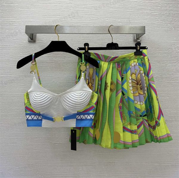 medusa camisole skirts two piece set designer short dress suit summer street fashion women skirt sets family ladies casual two-piece dresse, White
medusa camisole skirts two piece set designer short dress suit summer street fashion women skirt sets family ladies casual two-piece dresse, White