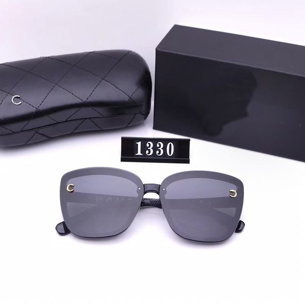 sport polarized sunglasses for men/women outdoor windproof eyewear 100% uv mirrored lens gradient color with box 1330, White;black
sport polarized sunglasses for men/women outdoor windproof eyewear 100% uv mirrored lens gradient color with box 1330, White;black