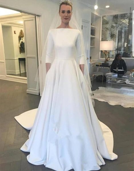 simple 34 long sleeves wedding dresses with buttons back a line dress satin bridal wedding gowns6221044, White
simple 34 long sleeves wedding dresses with buttons back a line dress satin bridal wedding gowns6221044, White