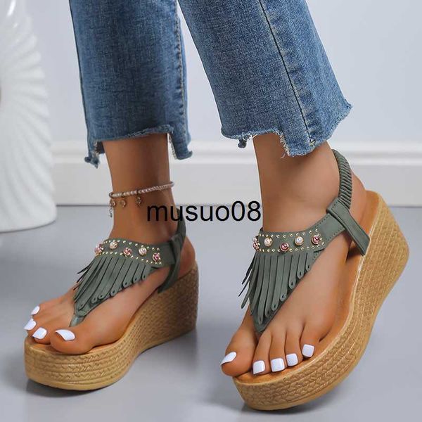 pendant necklaces 2022 tassels clip toe summer women sandals 2022 flower printed wedges sandals woman plus size non slip casual shoes female, Silver
pendant necklaces 2022 tassels clip toe summer women sandals 2022 flower printed wedges sandals woman plus size non slip casual shoes female, Silver