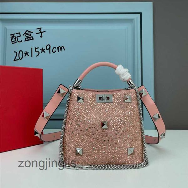 portable bag beach women bucket crossbody valentinoc bags rivet fashion classic lady designer handbags leather fashionable large capacity di
portable bag beach women bucket crossbody valentinoc bags rivet fashion classic lady designer handbags leather fashionable large capacity di