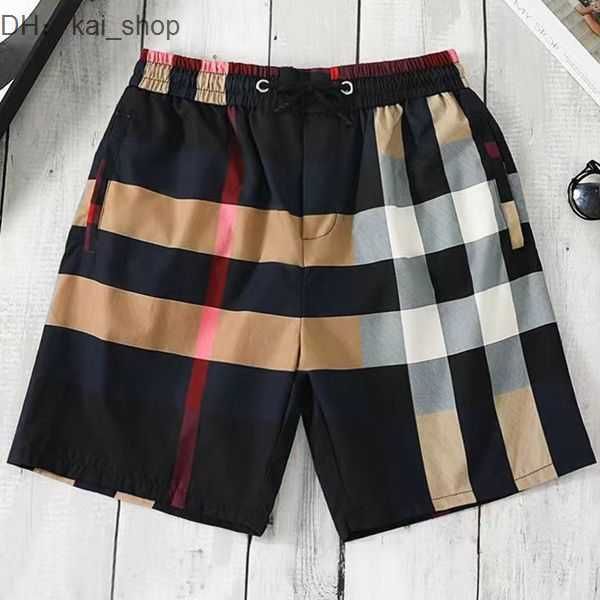 designer shorts beach pants european american brand trend classic simple checkered large same style 61, White;black
designer shorts beach pants european american brand trend classic simple checkered large same style 61, White;black