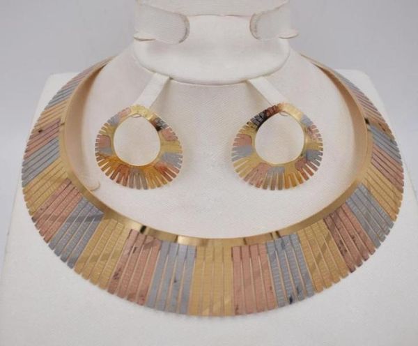 earrings necklace dubai gold jewelry sets 3color earring and pendant for madam party gifts african women set4002420, Silver
earrings necklace dubai gold jewelry sets 3color earring and pendant for madam party gifts african women set4002420, Silver