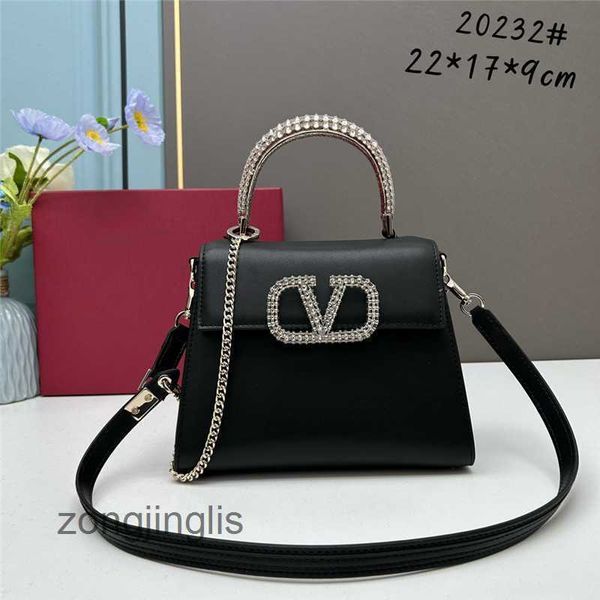 designer diamond crossbody valentinoc bags fashion classic lady bag handbags 2023 new beach women metal high capacity handbag pnix
designer diamond crossbody valentinoc bags fashion classic lady bag handbags 2023 new beach women metal high capacity handbag pnix