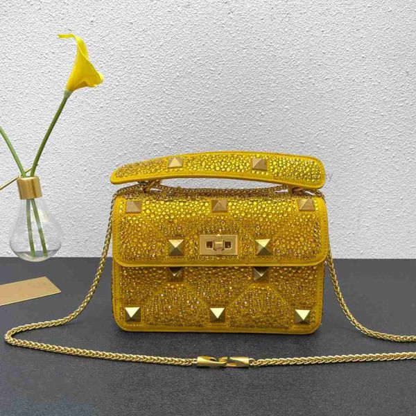 designer bag loco bag portable outdoor bag luxurys feeling small bag chain rivet full diamond crystal shoulder diagonal cross tote bag b2k6
designer bag loco bag portable outdoor bag luxurys feeling small bag chain rivet full diamond crystal shoulder diagonal cross tote bag b2k6