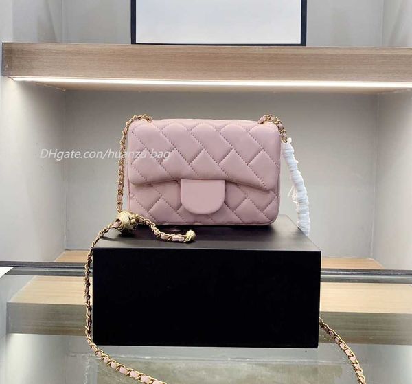 designer crossbody bag women's shoulder bag with geometric design, luxury wallet and adjustable strap made of sheepskin material with m
designer crossbody bag women's shoulder bag with geometric design, luxury wallet and adjustable strap made of sheepskin material with m