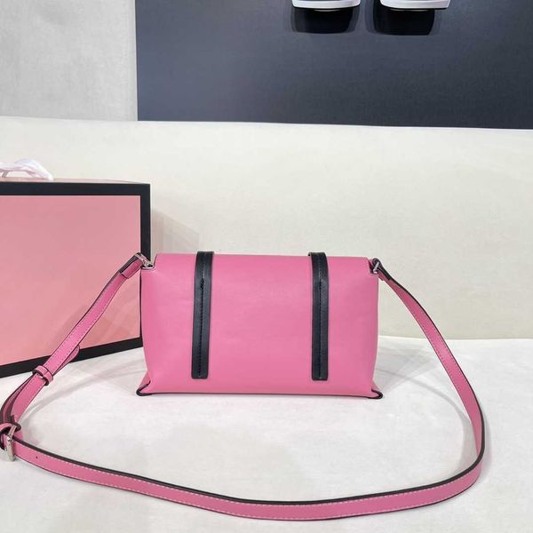 woman's brand miu bag designer bags handbags shoulder crossbody bag tote fashion texture leather cross chain saddle bag messenger bag t
woman's brand miu bag designer bags handbags shoulder crossbody bag tote fashion texture leather cross chain saddle bag messenger bag t