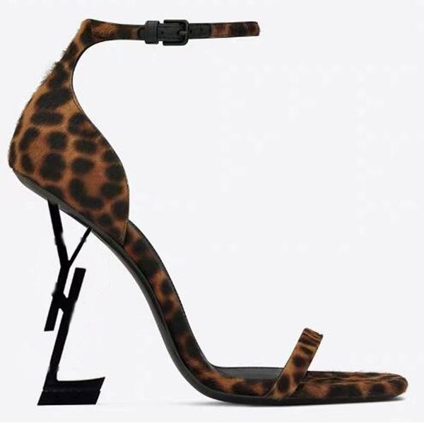 2023 sandals high-heeled luxurys designers shoe paris dress classics women 10cm 8cm heels black golden gold wedding bottoms
2023 sandals high-heeled luxurys designers shoe paris dress classics women 10cm 8cm heels black golden gold wedding bottoms