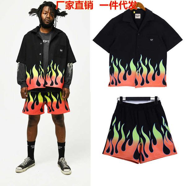 23fw high street new gd flame printed cardigan neck short sleeve shirt drawstring sports pant set, White;black
23fw high street new gd flame printed cardigan neck short sleeve shirt drawstring sports pant set, White;black