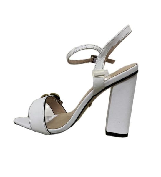 2022 women fashion super high heels sandals shoes girls outdoor dinner thick heels black suede toe shoe office lady party des5345983
2022 women fashion super high heels sandals shoes girls outdoor dinner thick heels black suede toe shoe office lady party des5345983