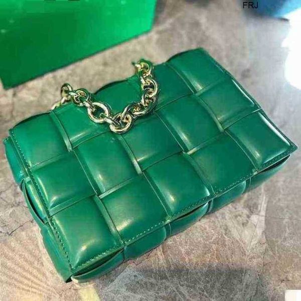 designer bottegas bags venetas cassettes european and american fashion metal thick chain woven portable square bag 2023 net red pillow advan
designer bottegas bags venetas cassettes european and american fashion metal thick chain woven portable square bag 2023 net red pillow advan