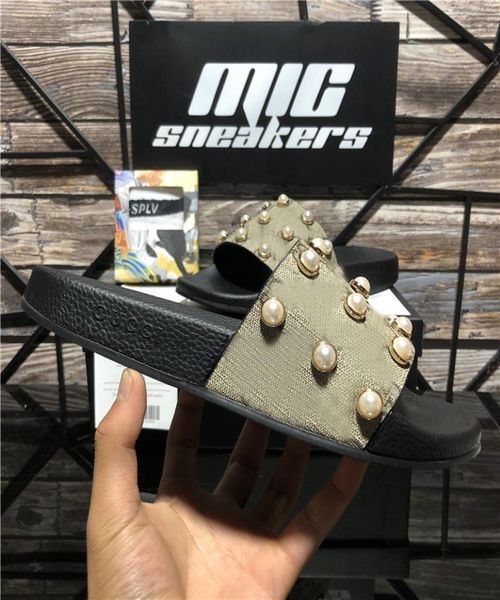2021 mens womens soft massage rubber slipper slides sandals shoes summer beach outdoor cool slippers fashion wide lady3773935, Black
2021 mens womens soft massage rubber slipper slides sandals shoes summer beach outdoor cool slippers fashion wide lady3773935, Black