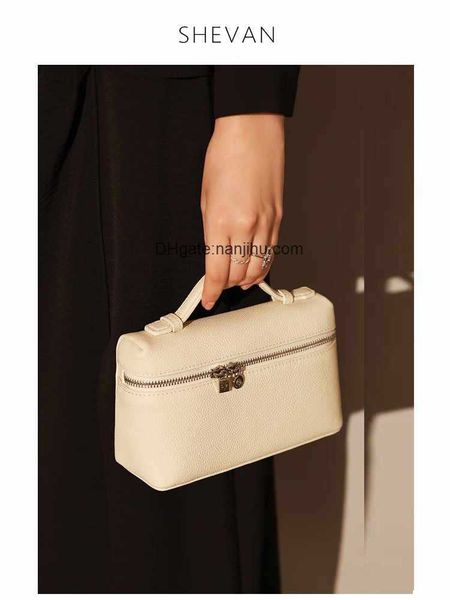 designer luxury evening handbags bag loropiana lunch box bag piana genuine leather women's bag single shoulder crossbody handbag makeup
designer luxury evening handbags bag loropiana lunch box bag piana genuine leather women's bag single shoulder crossbody handbag makeup