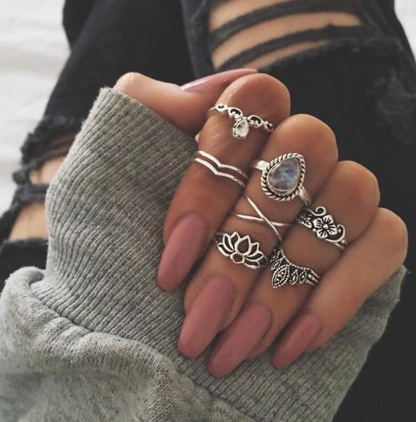 7pcsset new arrival flower gemstone carved ring set antique silver plated vintage bohemian turkish fashion women accessories5687837, Golden;silver
7pcsset new arrival flower gemstone carved ring set antique silver plated vintage bohemian turkish fashion women accessories5687837, Golden;silver