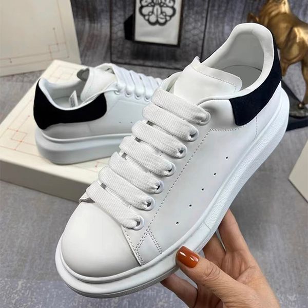 2023 fashion m casual shoes men shoe designer black velvet tail triple white baby pink royal velvet brown leather silver oversized platform
2023 fashion m casual shoes men shoe designer black velvet tail triple white baby pink royal velvet brown leather silver oversized platform