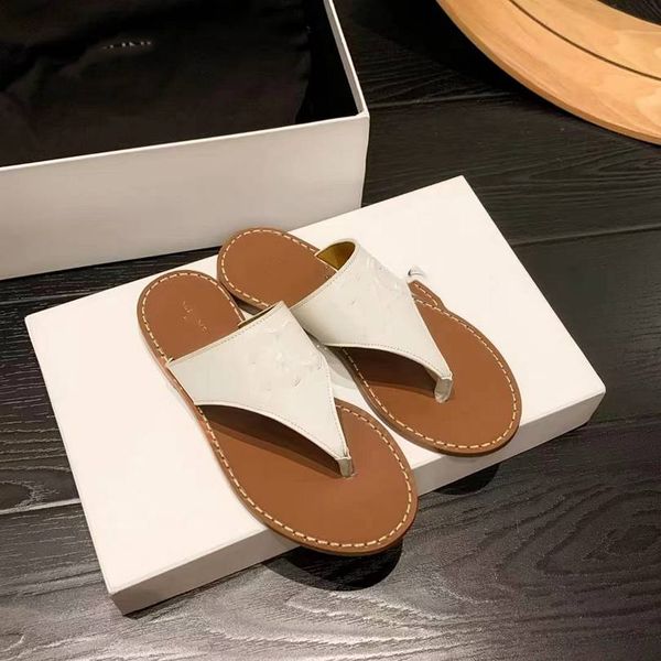 classic slippers designer celinity fashion summer women flat bottom flip flop slippers slide leisure rubber sandals st031, Black
classic slippers designer celinity fashion summer women flat bottom flip flop slippers slide leisure rubber sandals st031, Black