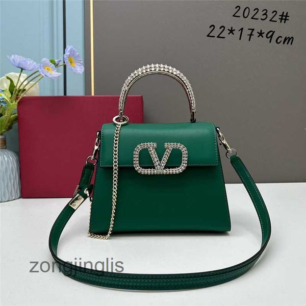 2023 women crossbody valentinoc bags designer bag handbags fashion classic lady new diamond beach metal high capacity handbag f5dr
2023 women crossbody valentinoc bags designer bag handbags fashion classic lady new diamond beach metal high capacity handbag f5dr