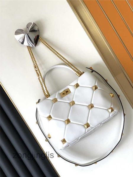 crossbody riveted fashion classic lady 2023 women bag bags handbags valentinoc fashion beach designer sheepskin large capacity bucket leathe
crossbody riveted fashion classic lady 2023 women bag bags handbags valentinoc fashion beach designer sheepskin large capacity bucket leathe