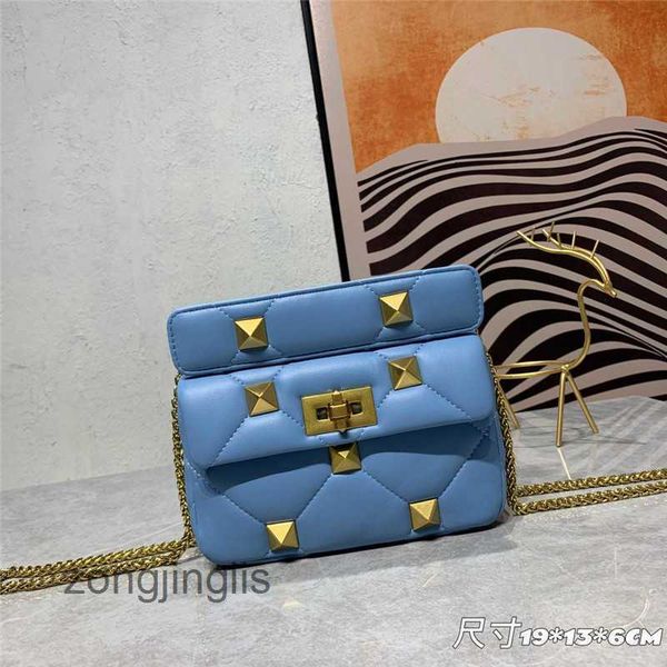 valentinoc beach fashion designer bag small crossbody handbags women bags leather fashion classic lady large rivet sheepskin handheld handba
valentinoc beach fashion designer bag small crossbody handbags women bags leather fashion classic lady large rivet sheepskin handheld handba