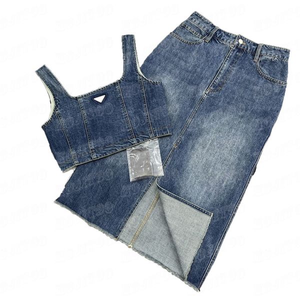metal badge dress denim vest sets for women fashion cropped tank r skirts 2pcs set, Black
metal badge dress denim vest sets for women fashion cropped tank r skirts 2pcs set, Black