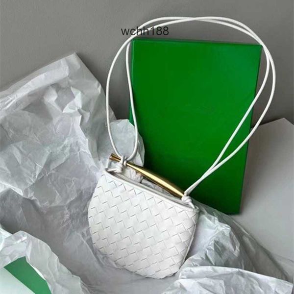 casual girl solid bag woven venetas metal 2023 strap bottegas portable bags color sardine handle designer one small shoulder cross body wome
casual girl solid bag woven venetas metal 2023 strap bottegas portable bags color sardine handle designer one small shoulder cross body wome
