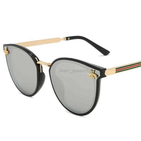 2023 luxury women sunglasses oakeies oval metal frame little bee men sunglasses uv400 classic retro brand sport glasses oculos de sol 1 2ufj, White;black
2023 luxury women sunglasses oakeies oval metal frame little bee men sunglasses uv400 classic retro brand sport glasses oculos de sol 1 2ufj, White;black