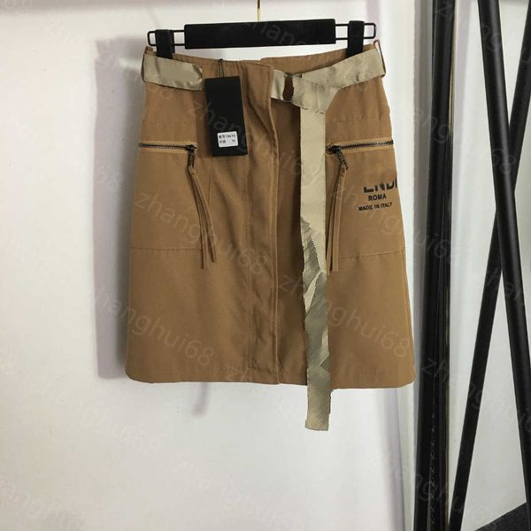23ss designer skirts womens designer clothing monogram print zipper pocket driving half skirt with belt women clothes, Black
23ss designer skirts womens designer clothing monogram print zipper pocket driving half skirt with belt women clothes, Black