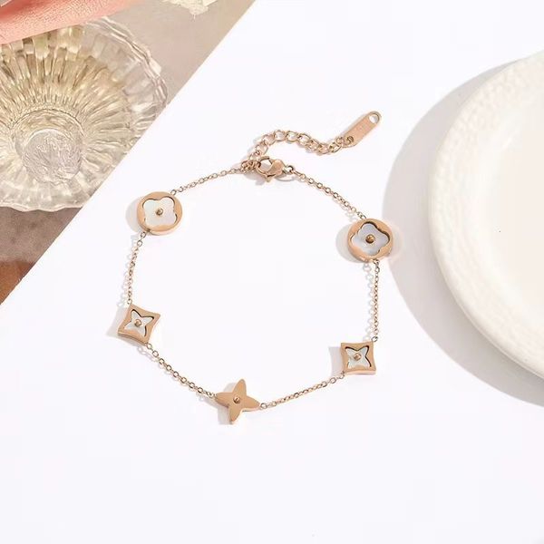 designer bracelet clover bracelet high-quality double sided classic 4/four leaf clover charm bracelets bangle chain agate shell women&girls, Black
designer bracelet clover bracelet high-quality double sided classic 4/four leaf clover charm bracelets bangle chain agate shell women&girls, Black