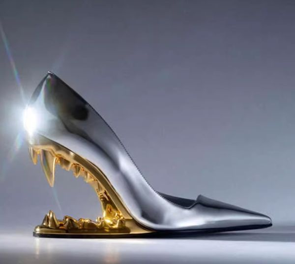 new luxury show teeth shaped heels women's super high heels walking show style metal shallow mouth single shoe boots women size 35-43, Black
new luxury show teeth shaped heels women's super high heels walking show style metal shallow mouth single shoe boots women size 35-43, Black