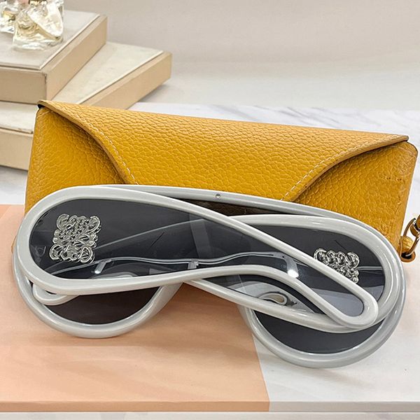 622s sunglasses lw40108i silver lens oval large frame glasses womens designer acetate fiber mask sunglasses casual shiny glasses, White;black
622s sunglasses lw40108i silver lens oval large frame glasses womens designer acetate fiber mask sunglasses casual shiny glasses, White;black